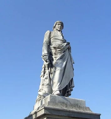 Présentation et analyse de la statue de Ladoucette à Gap