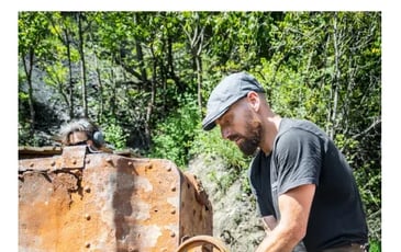 Démonstration de rivetage à l'ancienne